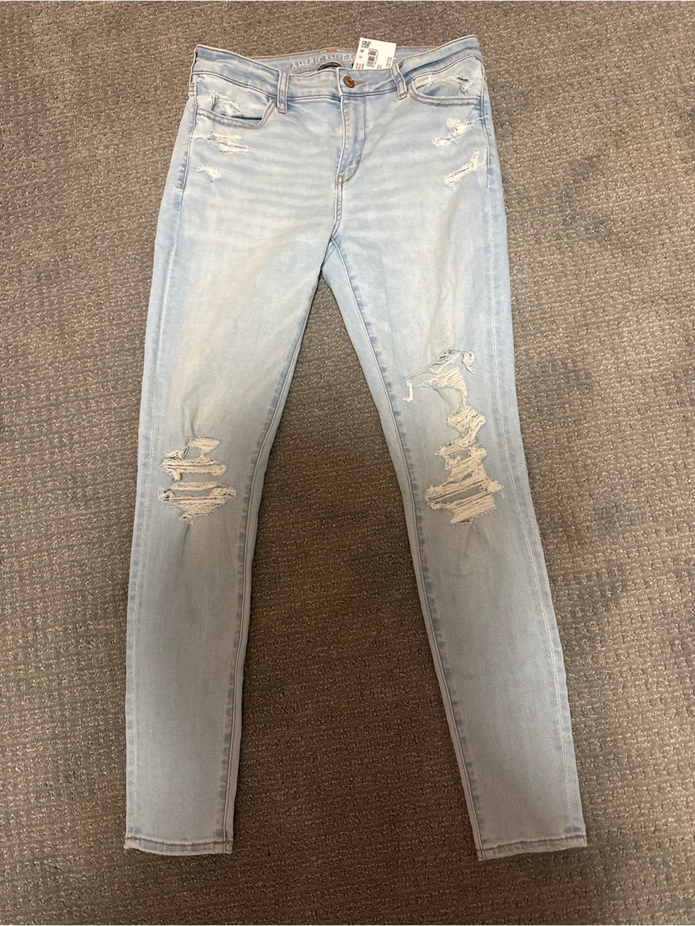 American Eagle Light Wash Distressed Stretch Skinny Jeans size 10 short NWT